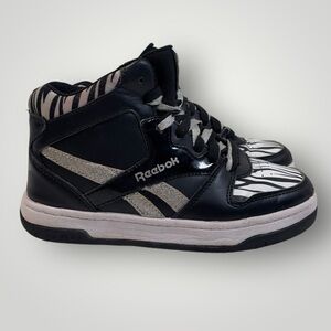 Girls Reebok Heelys size 2